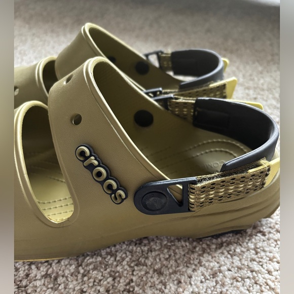 Crocs All Terrain Aloe Green with Black Trim Sandal Shoes  Men’s 10 - Picture 7 of 9